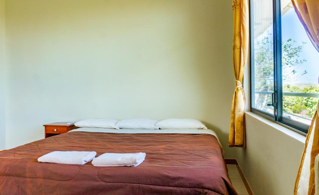 Cucuve Eco Hostal Puerto Baquerizo Moreno Εξωτερικό φωτογραφία