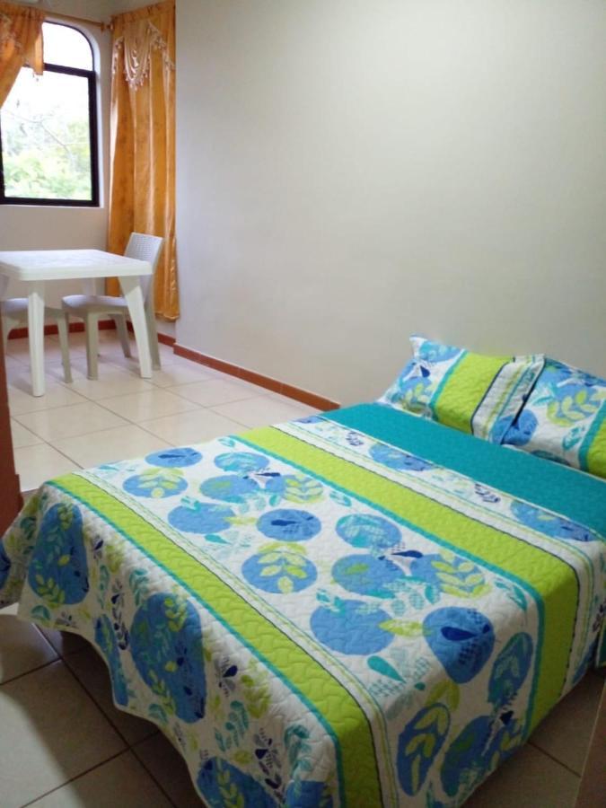 Cucuve Eco Hostal Puerto Baquerizo Moreno Εξωτερικό φωτογραφία